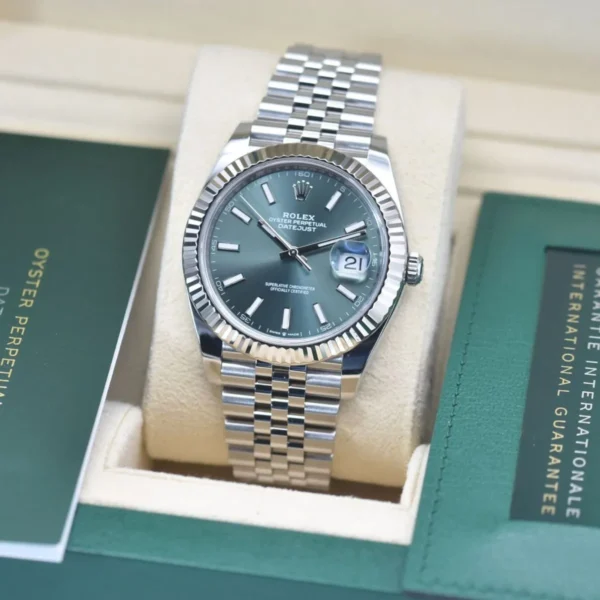 DateJust 41 126334 QF 1:1 Best Edition with 904L steel, Green Stick Dial, Jubilee Bracelet, QF3235 movement, and 149g weight.