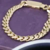Gold Necklace with Brilliant Hand-Set