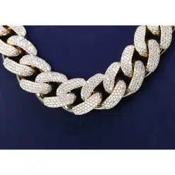 Diamonds and Classic Cuban Link Design