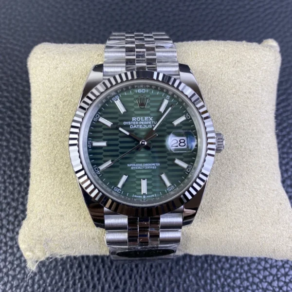 Rolex-DateJust-41mm-126334-0030-Clean-Factory-11-904L-Steel-SS-Green-Fluted-Dial-on-SS-Jubilee-Bracelet-SA3235 Rolex DateJust 41mm 126334-0030 Clean Factory 1:1 Super Clone with Green Fluted Dial and SS Jubilee Bracelet.