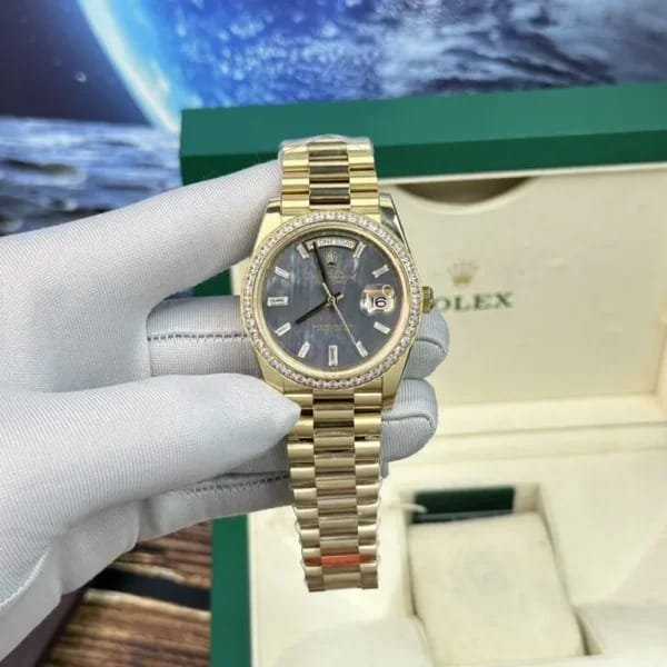 Rolex Day-Date 40mm Mother-Of-Pearl Dial with Diamonds – BP Factory Rolex Day-Date 40mm Mother-Of-Pearl Dial with Diamonds – BP Factory