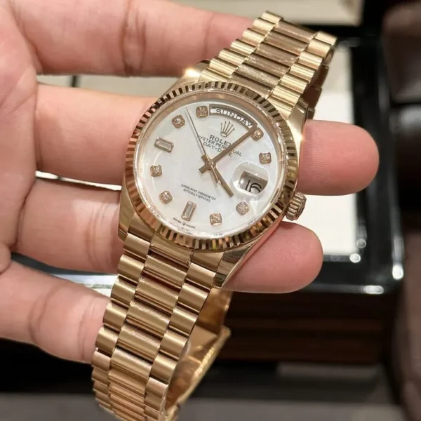 Rolex Day-Date Mother of Pearl Rose Gold EW Factory 36mm Rolex Day-Date Mother of Pearl Rose Gold EW Factory 36mm