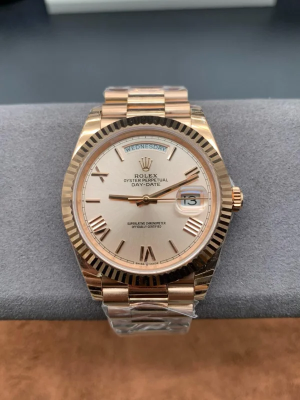 Rolex Daydate President 40mm 2836 Super Clone Rolex Day-Date President 40mm Super Clone with an Asian 2836 automatic movement and President bracelet.
