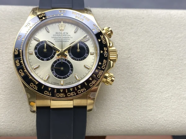 Daytona 126518 ARF 1:1 Best Edition featuring a YG/Black Dial, Oysterflex strap, weighted case, fixed tachymeter bezel, and DD4131 V2 automatic chronograph movement