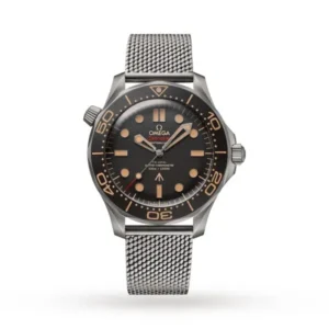 Omega Seamaster Diver 300M 007 Edition O21090422001001 with a tropical brown aluminium dial, 42 mm Grade 2 titanium case, brown diving bezel, and titanium mesh bracelet