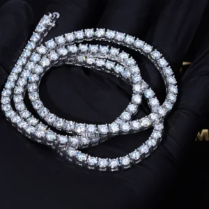 DSC04226_1024x1024 4MM 925S & VVS Moissanite Tennis Chain White Gold