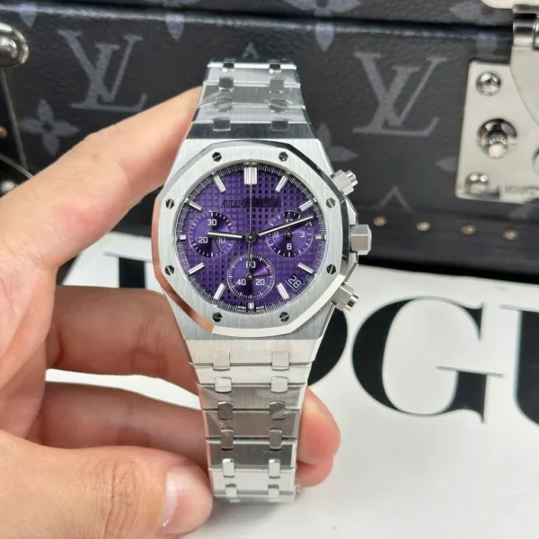 Dong-Ho-Audemars-Piguet-Royal-Oak-26240ST-Rep-1-1-Mat-So-Tim-May-Mong-New-2025-41mm-1-768x768-1 Audemars Piguet Royal Oak 26240ST Purple Dial