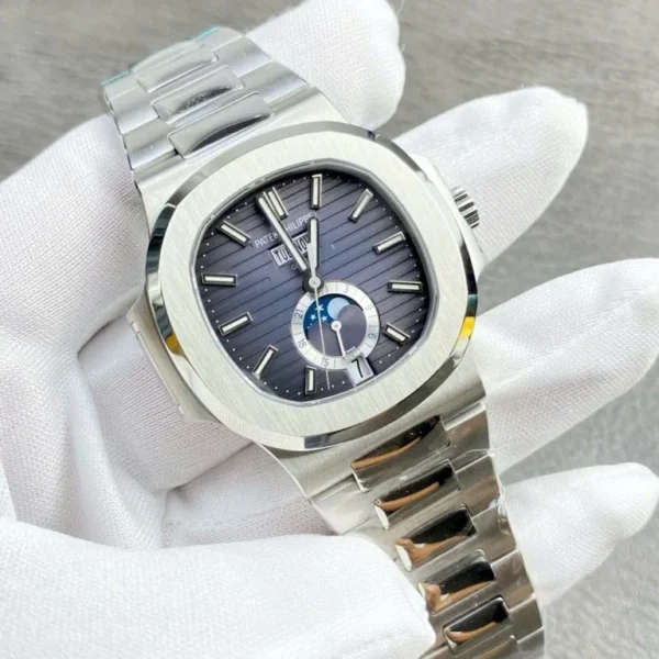 Patek Philippe Nautilus 5726 Imitation Watch with an Automatic Movement and 40.5mm case