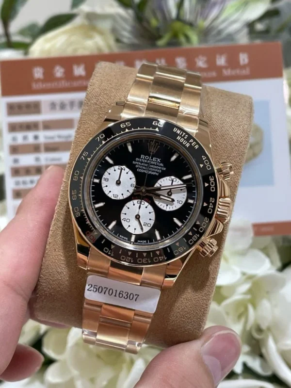 Daytona 126528 Le Mans THBF 1:1 Best Edition featuring a 40mm case, Black Dial, silver chronograph sub-dials, black Cerachrom tachymeter bezel, Oyster bracelet, transparent case back, and SH4132 automatic chronograph movement.
