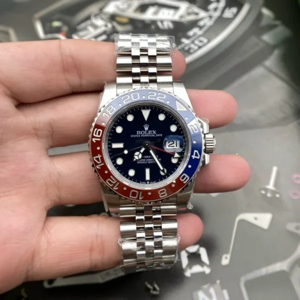 Dong-Ho-Rolex-GMT-Master-II-126710BLRO-Replica-11-Pepsi-Clean-40mm-768x768-1 Rolex GMT-Master II 126710 BLRO 904L Steel SCF 1:1 Best Edition Black Dial Super Clone V3
