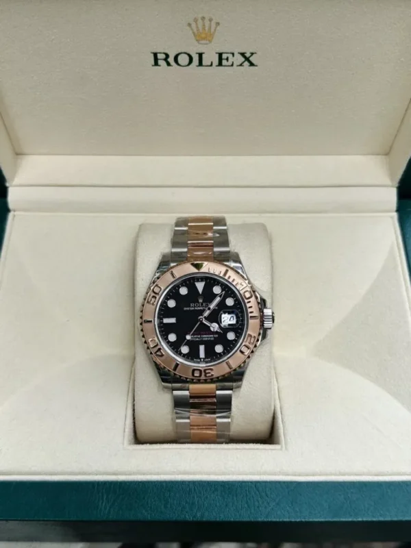Yacht-Master 126621 40mm Clean Factory 1:1 Edition featuring a Black Dial, 904L stainless steel case, Oyster bracelet, sapphire crystal, and automatic movement.