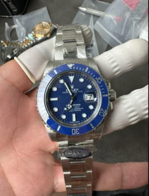 Clean Factory Rolex Submariner Smurf Super Clone featuring a 40mm 904L stainless steel case, Blue Dial, blue ceramic bezel, Oyster bracelet, sapphire crystal, and automatic movement.