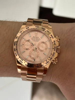 Rolex Daytona 116505 904L RG VF Super Clone featuring a 40mm 904L Everose gold-tone case, Pink Crystal Dial, tachymeter bezel, Oyster bracelet, and DD4130 automatic chronograph movement.