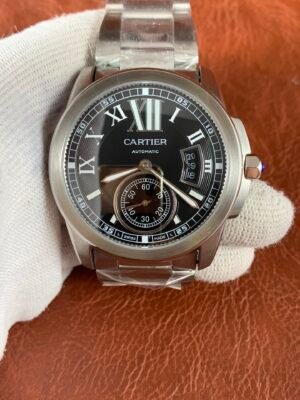 Cartier Calibre de Cartier 42 Cartier Calibre de Cartier 42 W7100016 men's watch with black Roman numeral dial and stainless steel bracelet