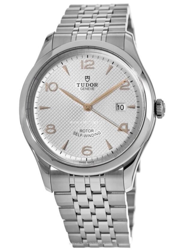 Tudor 1926 41mm M91650-0001 replica watch with silver dial and steel-look bracelet